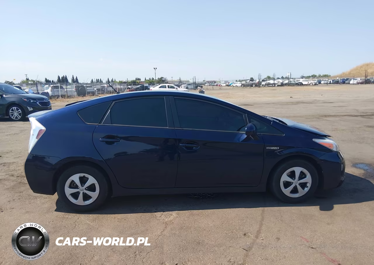 2012 Toyota Prius Two VIN:JTDKN3DU3C1507448 - 14