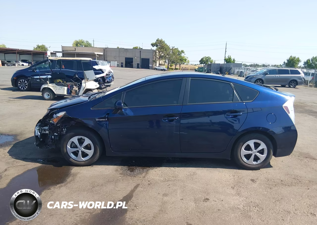 2012 Toyota Prius Two VIN:JTDKN3DU3C1507448 - 15