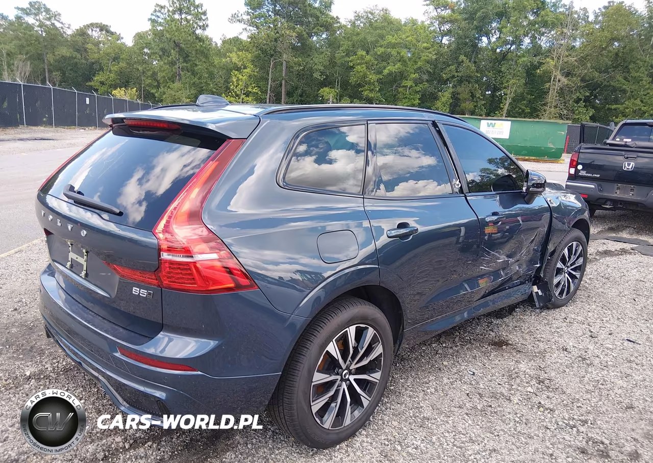2025 Volvo Xc60 B5 Core VIN:YV4M12RJ5S1075728 - 4