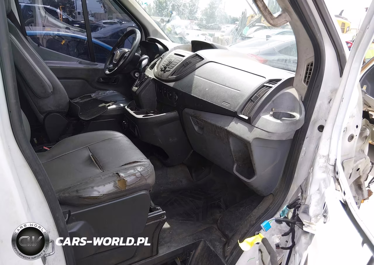 2018 Ford Transit-250 VIN:1FTYR2CG7JKB41098 - 5