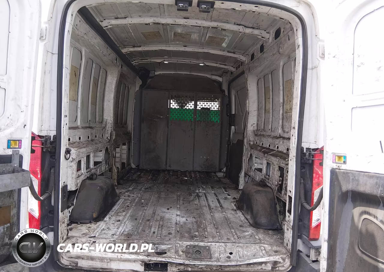 2018 Ford Transit-250 VIN:1FTYR2CG7JKB41098 - 8