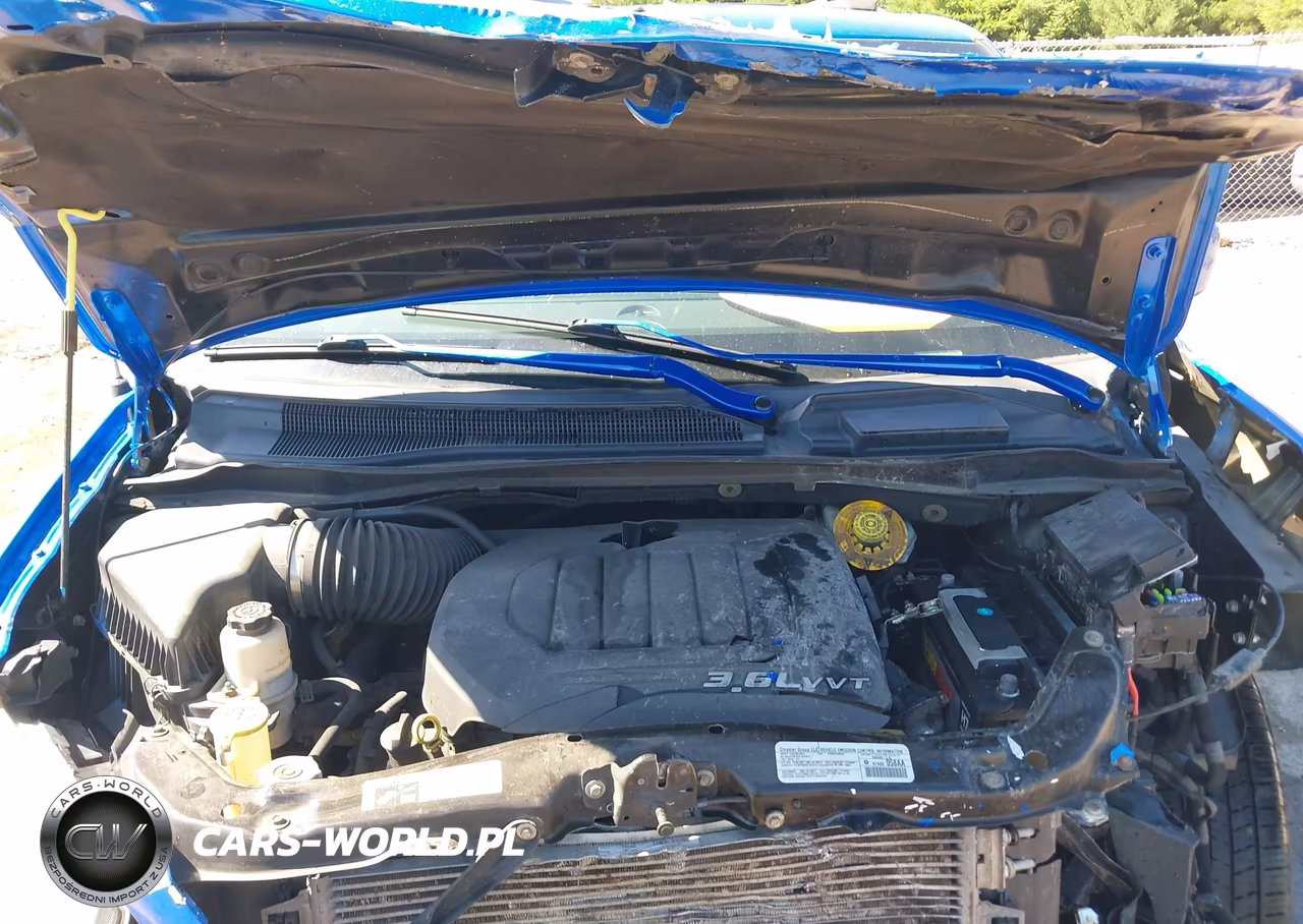 2014 Chrysler Town & Country Touring VIN:2C4RC1BG7ER408510 - 10