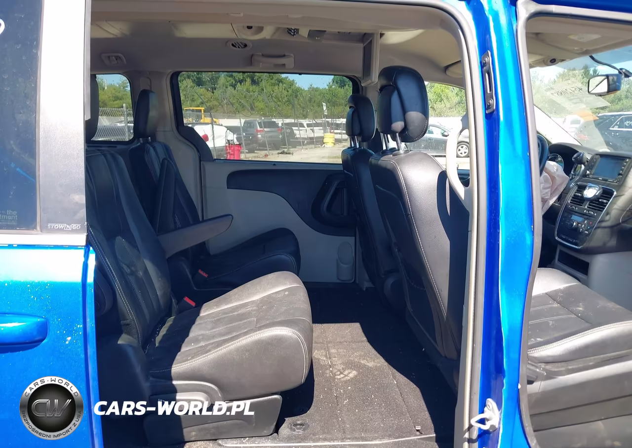2014 Chrysler Town & Country Touring VIN:2C4RC1BG7ER408510 - 8