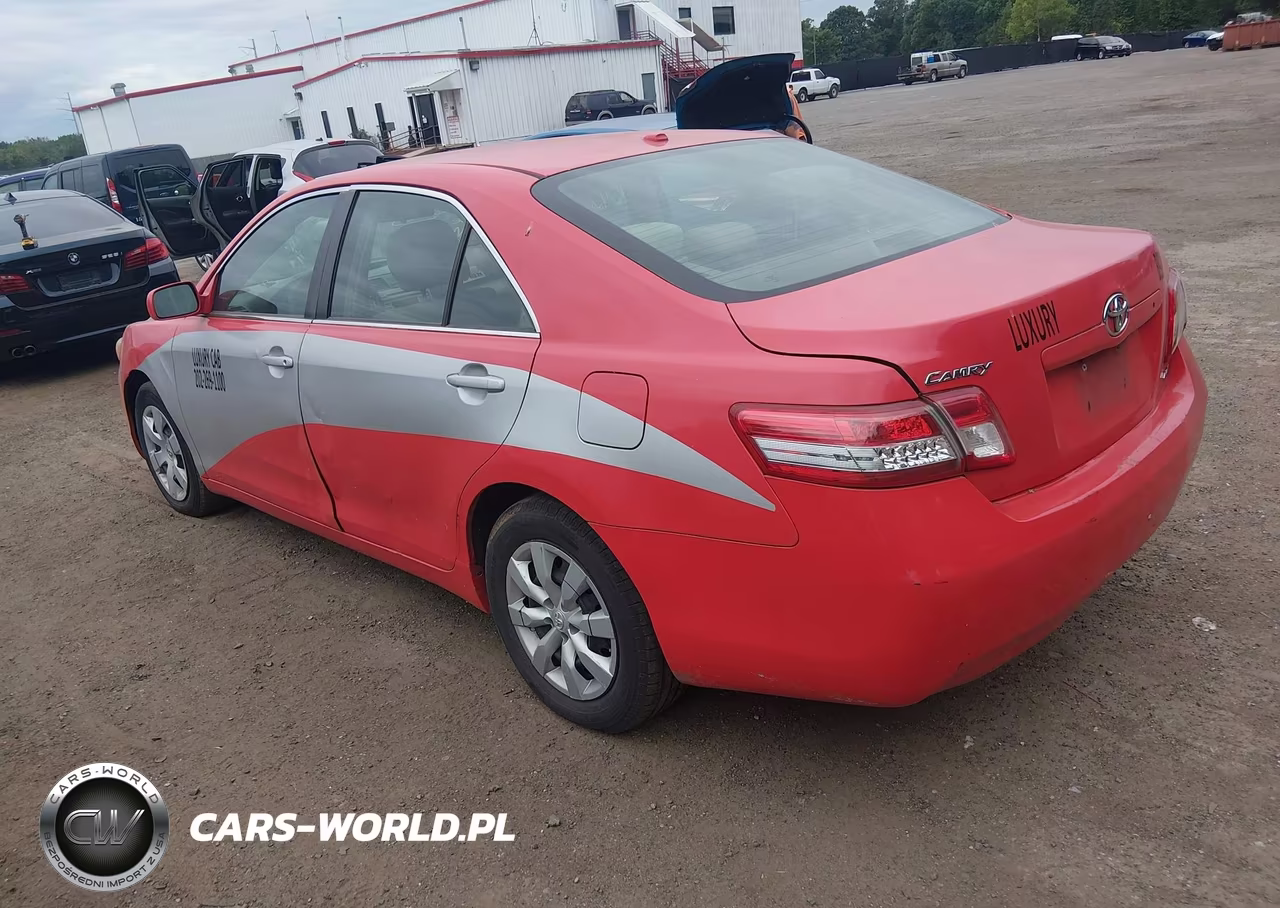2011 Toyota Camry Le VIN:4T1BF3EK5BU136330 - 3