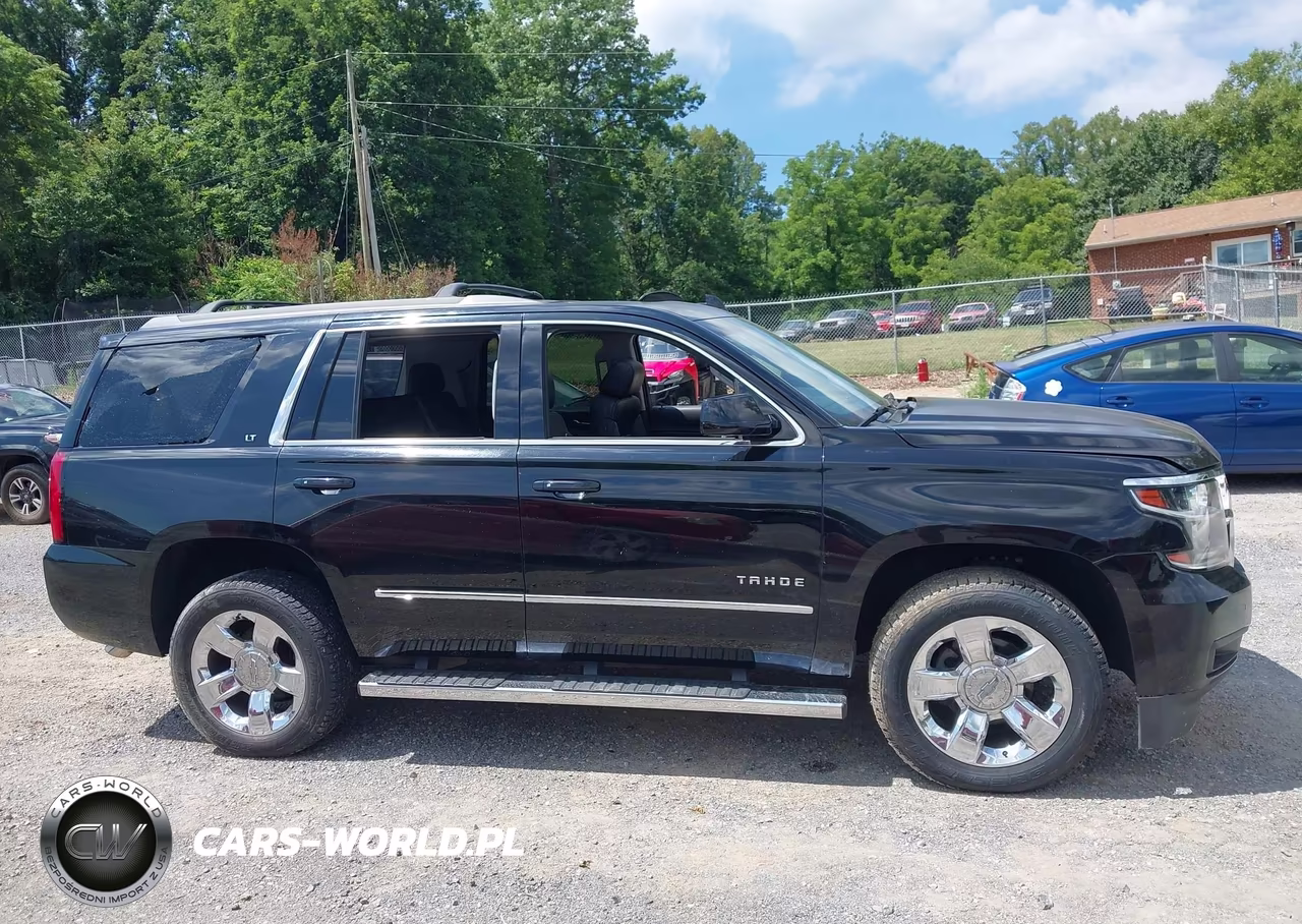 2017 Chevrolet Tahoe Lt VIN:1GNSKBKC9HR284443 - 14