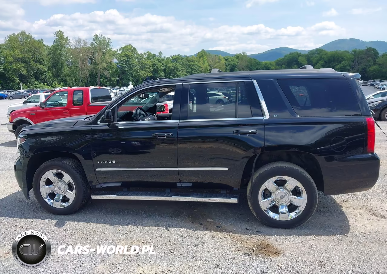 2017 Chevrolet Tahoe Lt VIN:1GNSKBKC9HR284443 - 15
