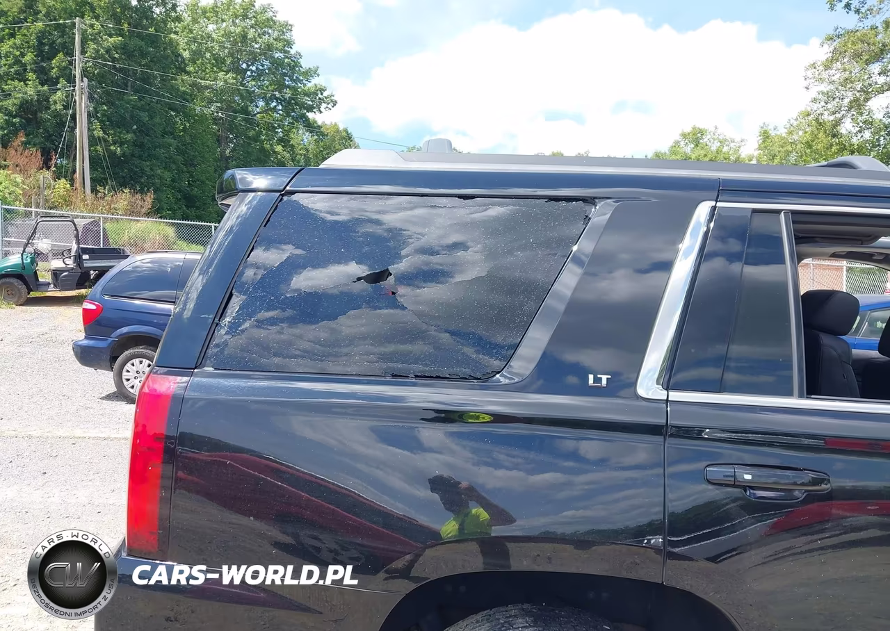2017 Chevrolet Tahoe Lt VIN:1GNSKBKC9HR284443 - 6