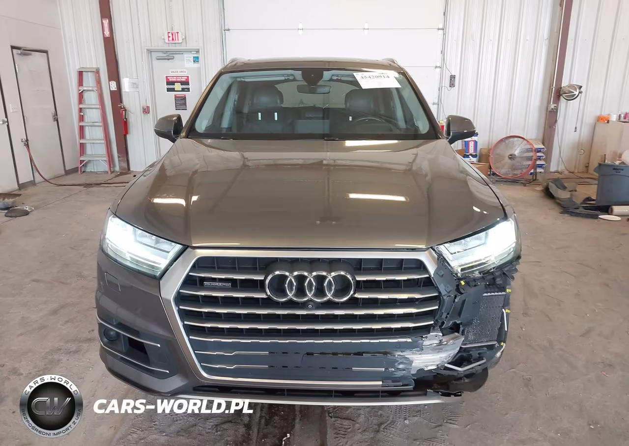 2018 Audi Q7 3.0T Premium VIN:WA1VAAF74JD011147 - 12