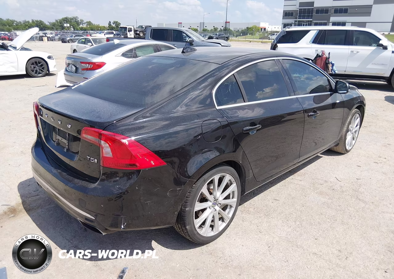 2018 Volvo S60 Inscription T5 VIN:LYV402HK7JB169245 - 4