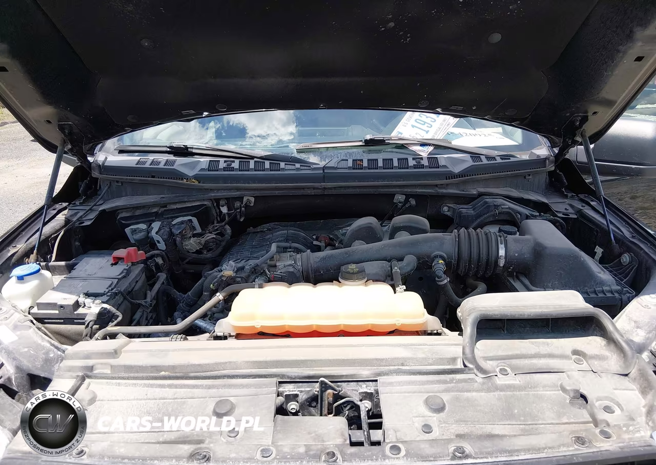 2018 Ford F-150 Xl-Xlt VIN:1FTEW1EB2JFD04983 - 10