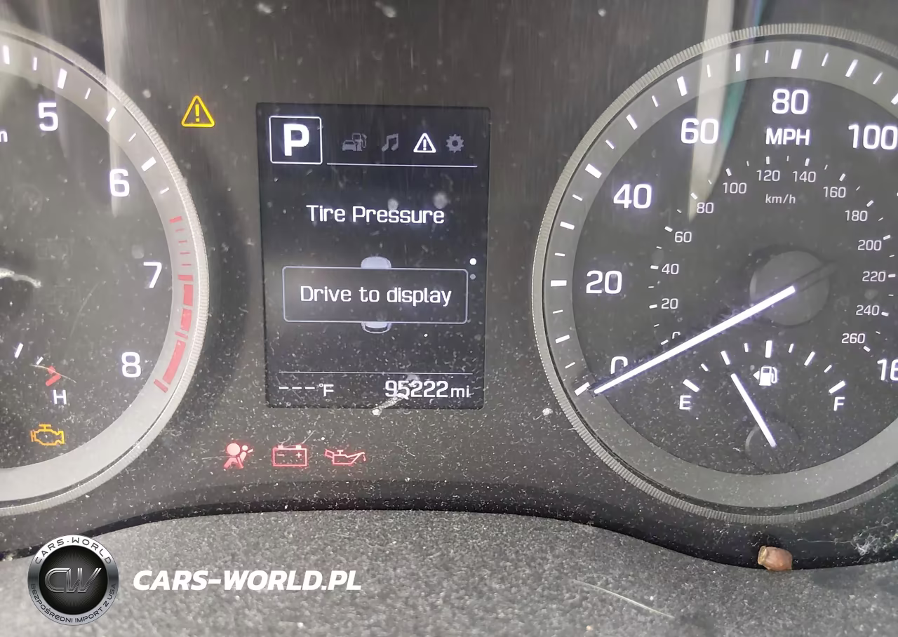 2018 Hyundai Tucson Value VIN:KM8J3CA2XJU725687 - 15
