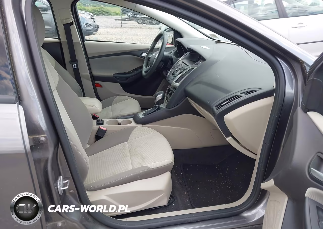 2013 Ford Focus Se VIN:1FADP3F26DL338164 - 5
