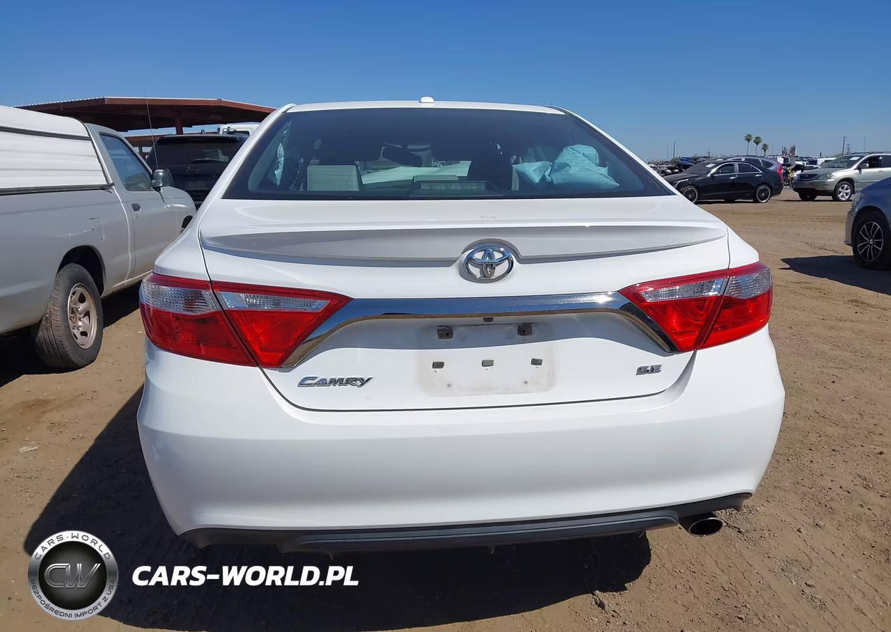2017 Toyota Camry Se VIN:4T1BF1FK8HU341989 - 16