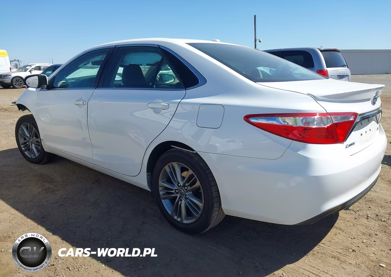 2017 Toyota Camry Se VIN:4T1BF1FK8HU341989 - 3