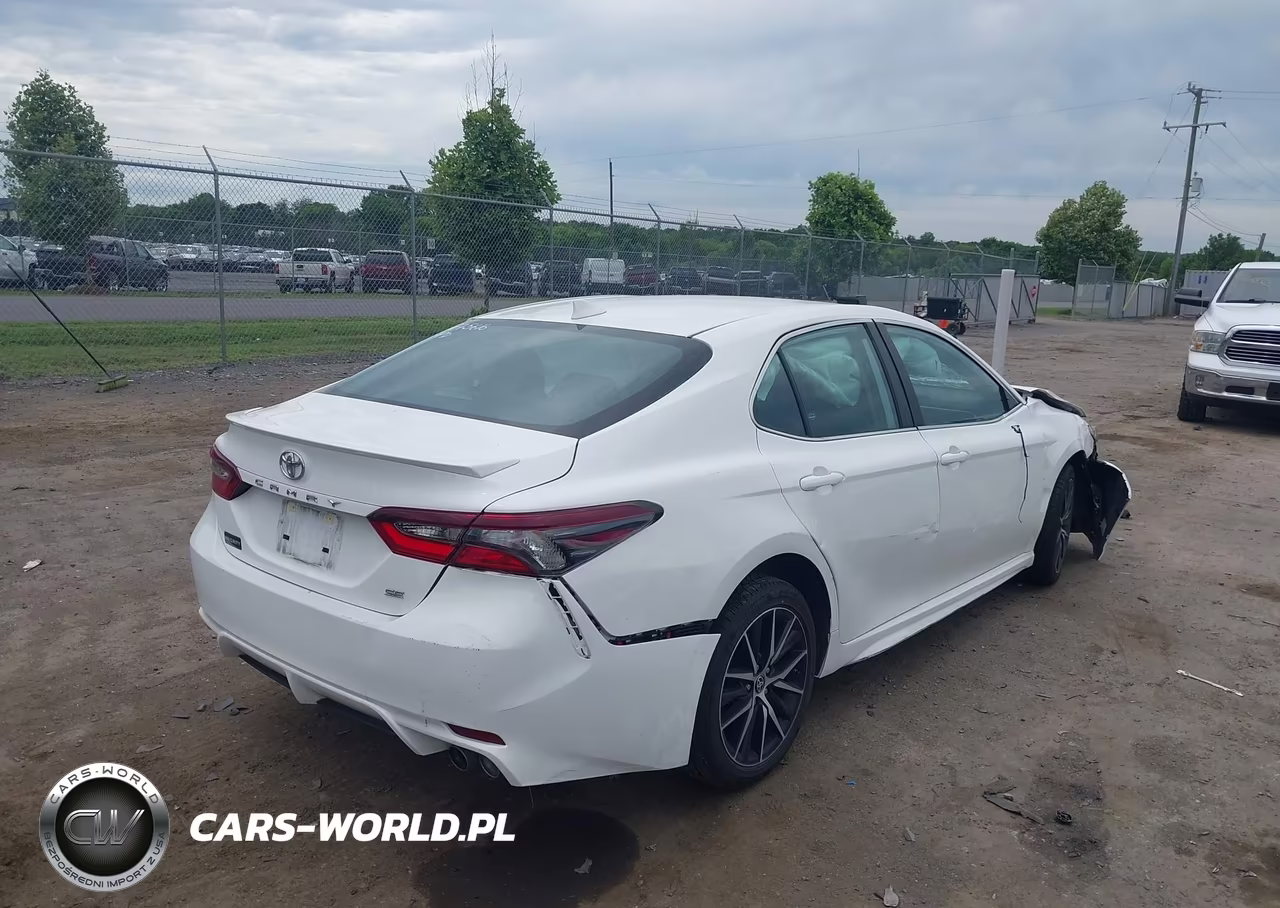 2024 Toyota Camry Se VIN:4T1G11AK6RU203445 - 4