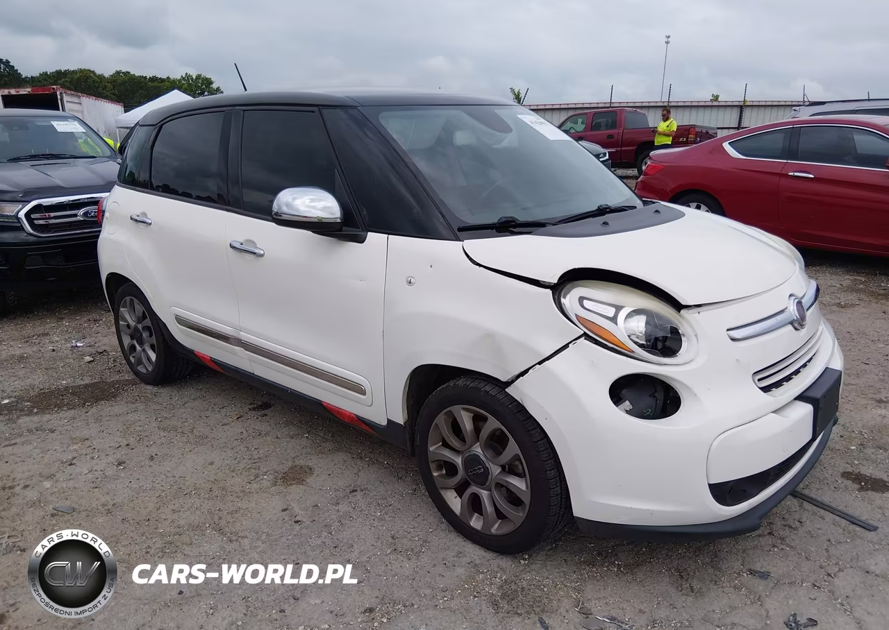 2015 Fiat 500L Lounge – zdjęcie 1 z 11