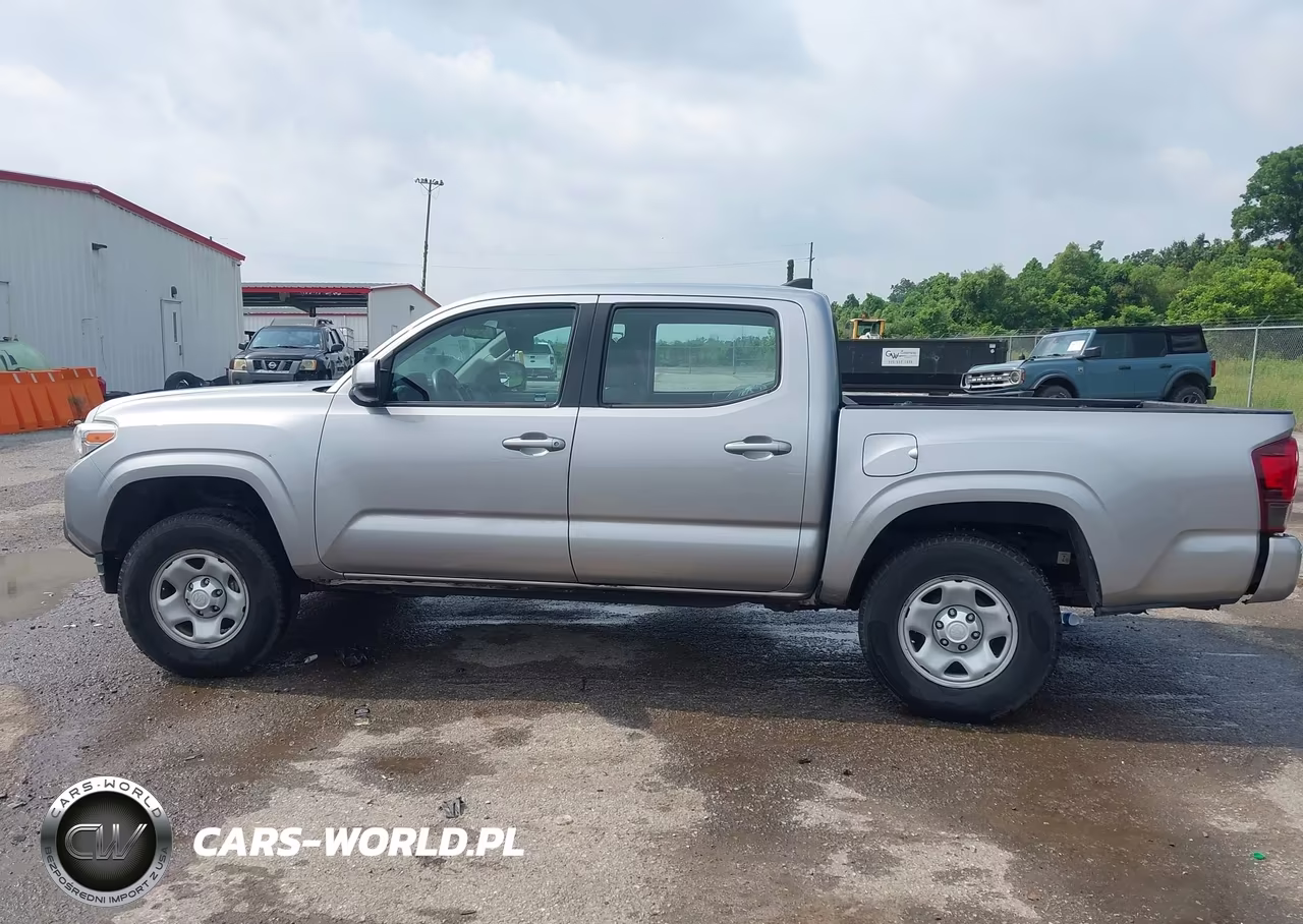 2018 Toyota Tacoma Sr VIN:5TFAX5GN4JX119869 - 14