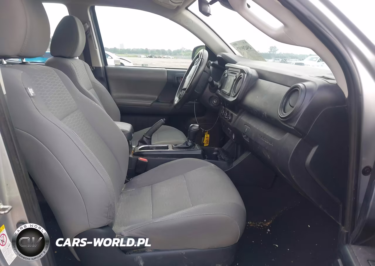 2018 Toyota Tacoma Sr VIN:5TFAX5GN4JX119869 - 5