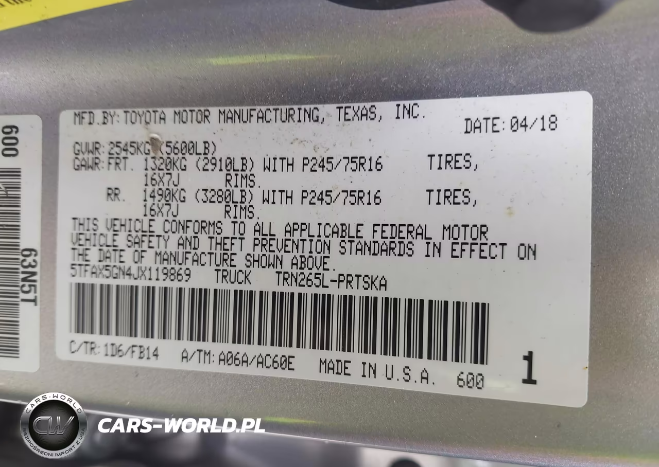 2018 Toyota Tacoma Sr VIN:5TFAX5GN4JX119869 - 9
