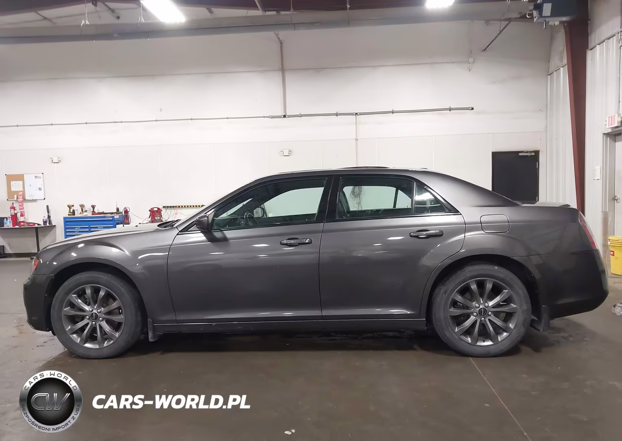 2014 Chrysler 300 300S VIN:2C3CCAGG8EH255760 - 14