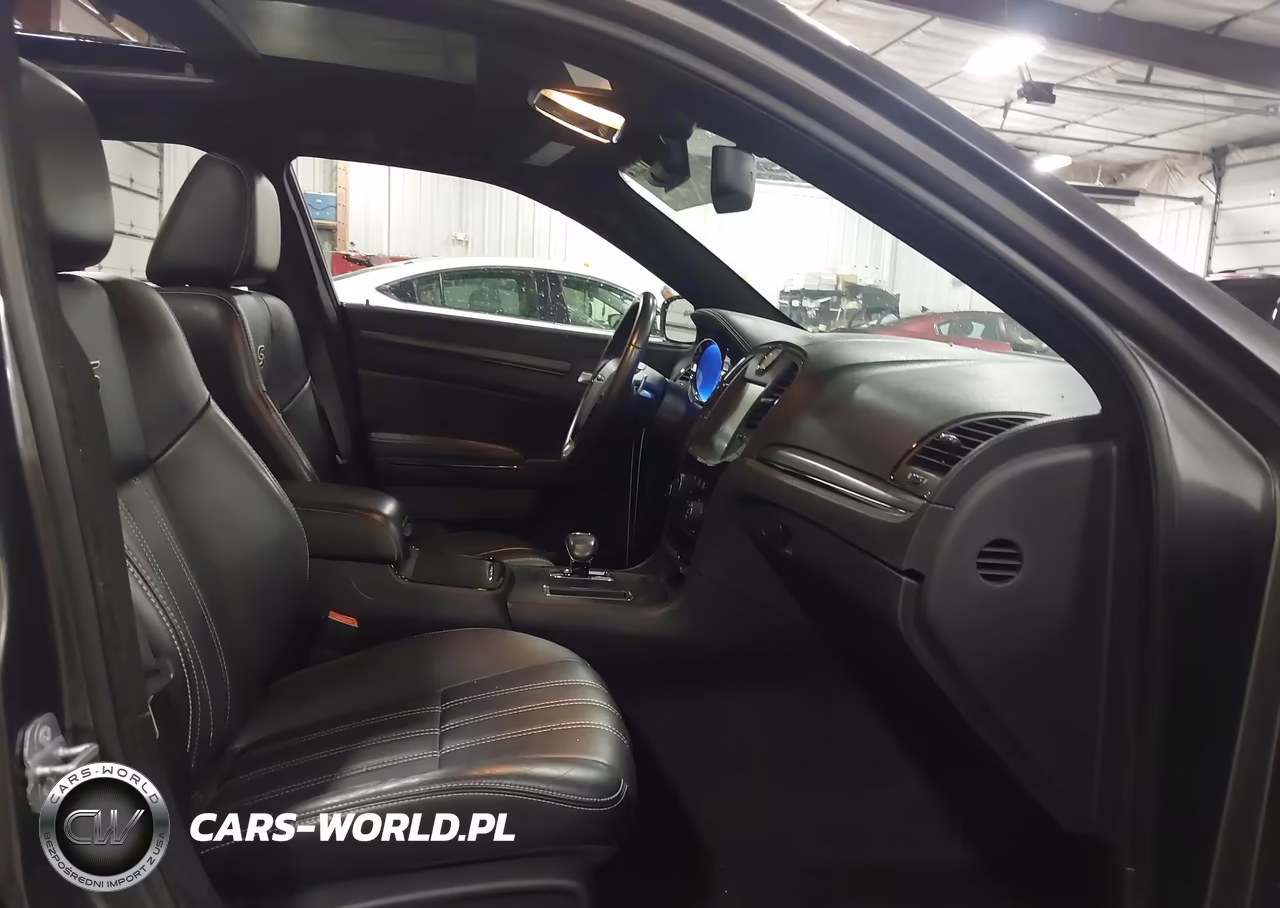 2014 Chrysler 300 300S VIN:2C3CCAGG8EH255760 - 5