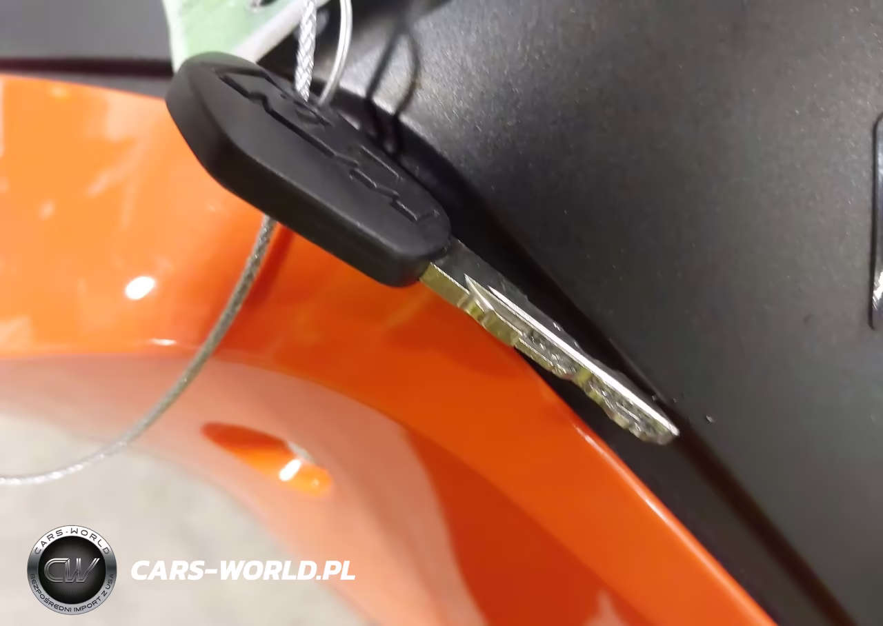 2018 Ktm 690 Duke VIN:VBKLDV406JM718735 - 11