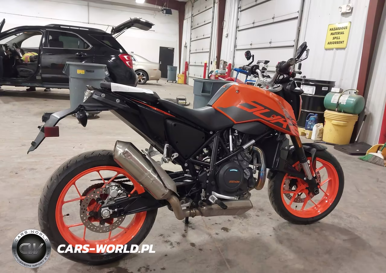 2018 Ktm 690 Duke VIN:VBKLDV406JM718735 - 12