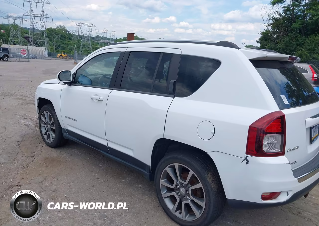 2014 Jeep Compass Limited VIN:1C4NJDCB9ED579979 - 3