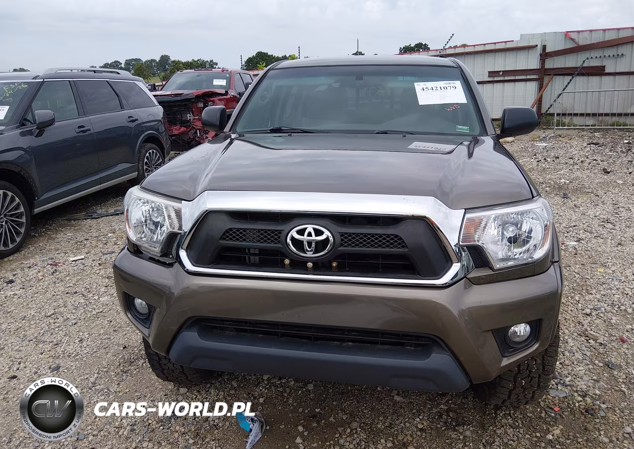 2014 Toyota Tacoma Base V6 VIN:5TFLU4EN7EX101564 - 12