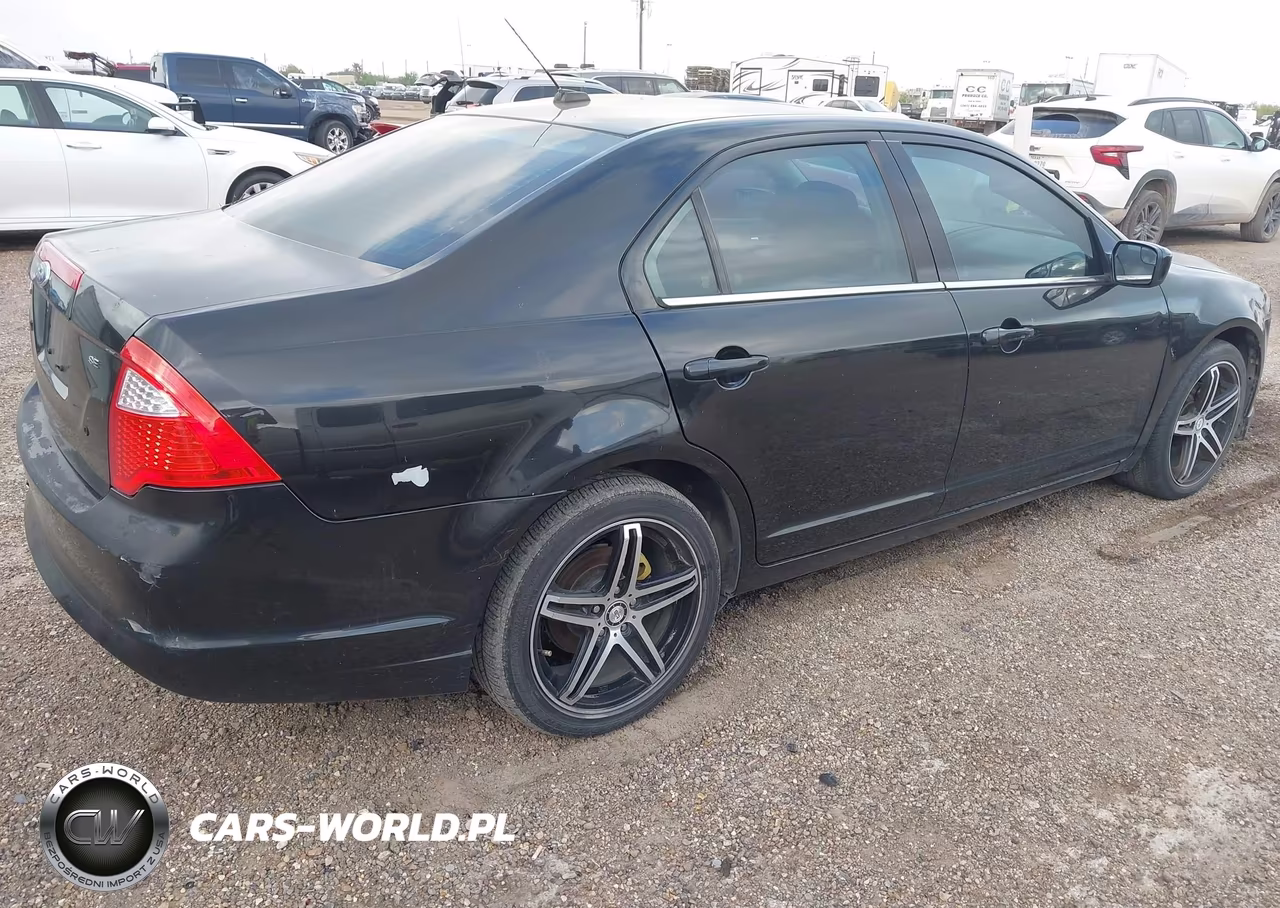 2011 Ford Fusion Se VIN:3FAHP0HA6BR148724 - 4
