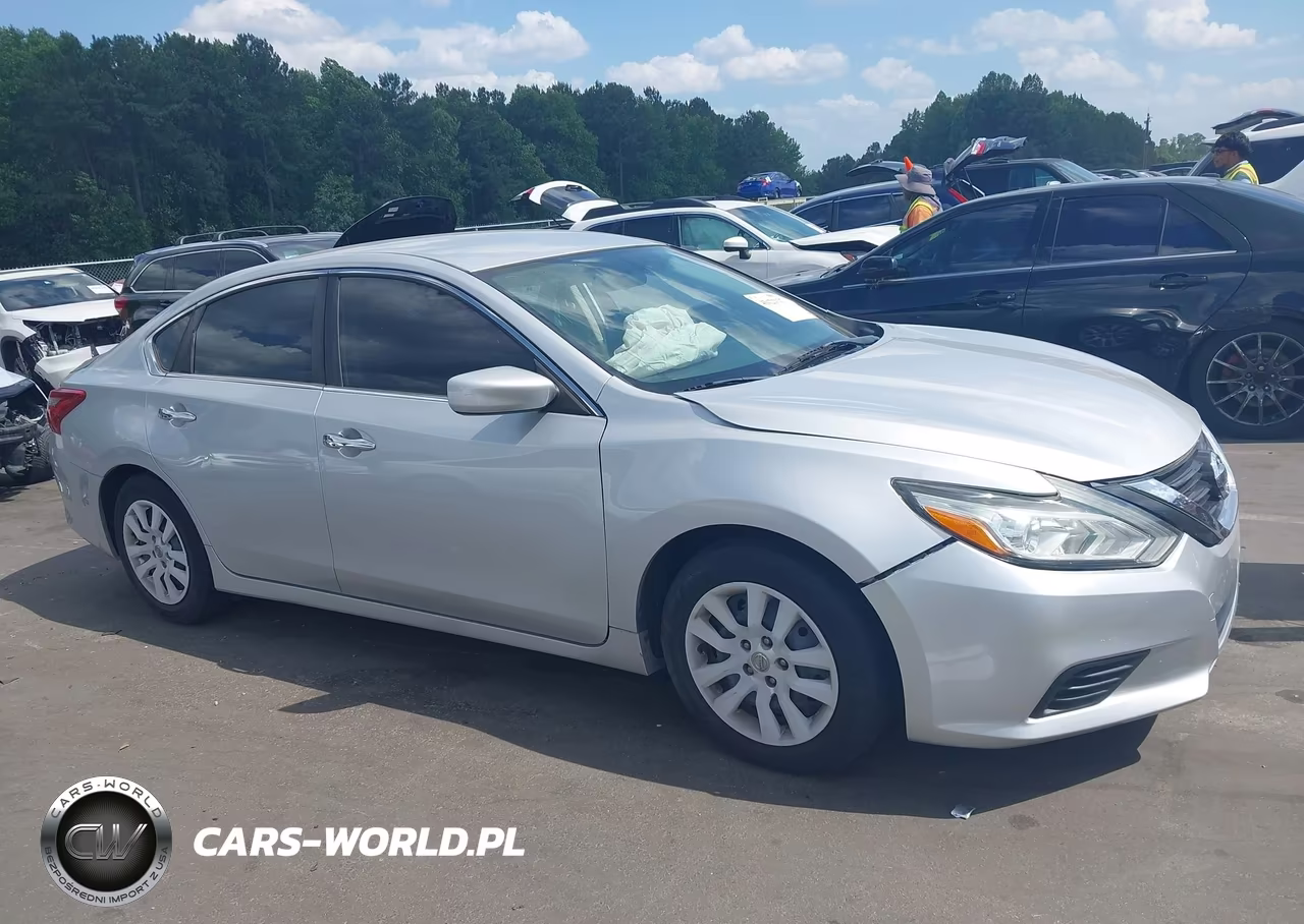 2018 Nissan Altima 2.5 S VIN:1N4AL3AP2JC184808 - 13