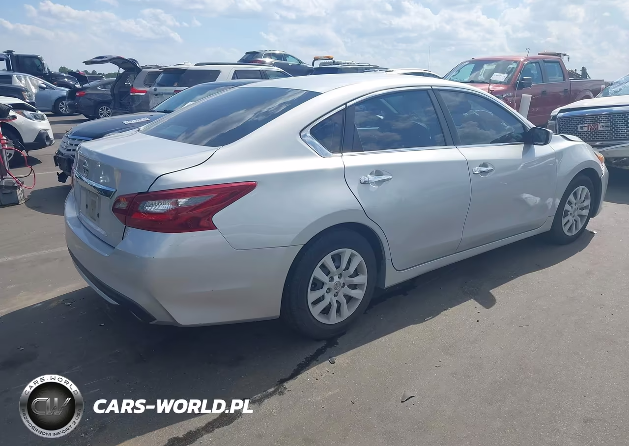 2018 Nissan Altima 2.5 S VIN:1N4AL3AP2JC184808 - 4