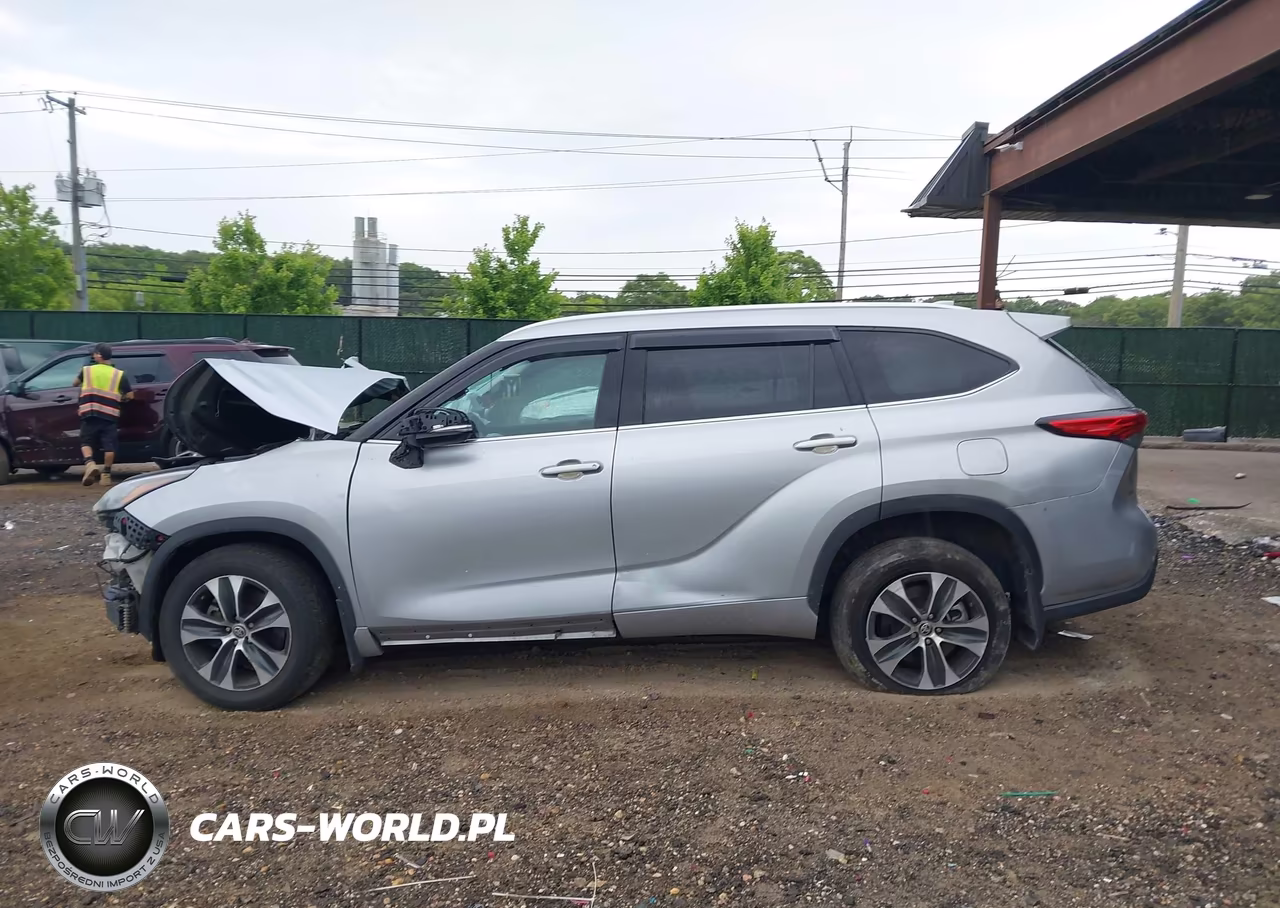 2020 Toyota Highlander Xle VIN:5TDGZRBH0LS000593 - 15