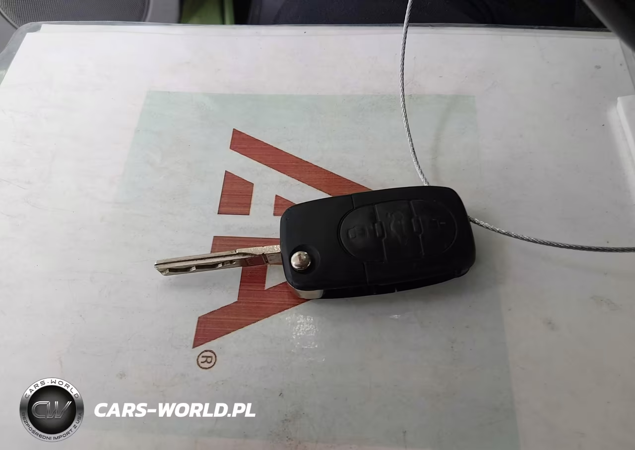 2000 Volkswagen New Beetle Gls VIN:3VWCC21C4YM422383 - 11
