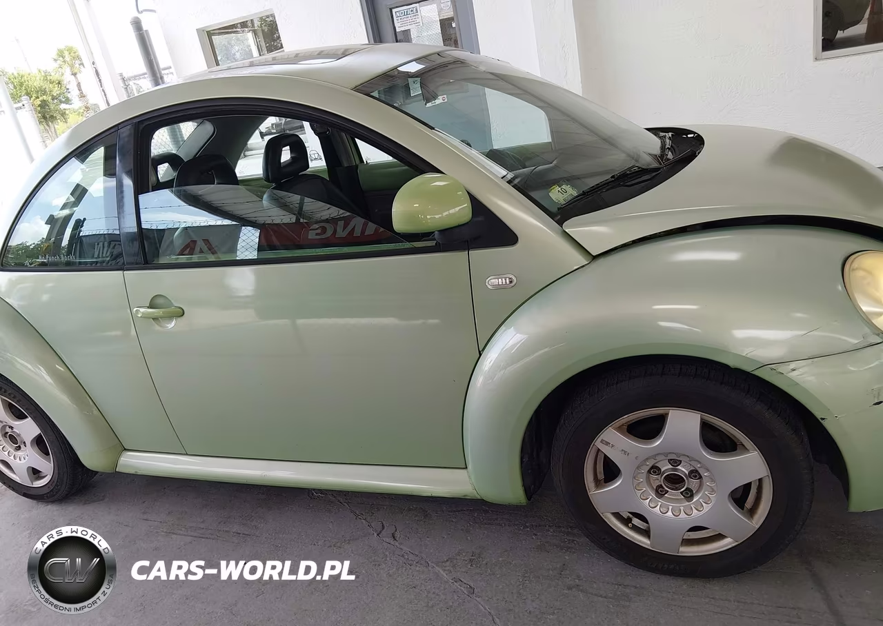 2000 Volkswagen New Beetle Gls VIN:3VWCC21C4YM422383 - 13