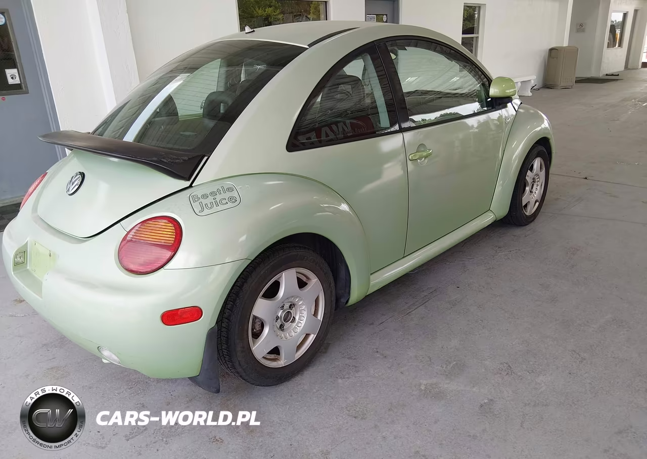 2000 Volkswagen New Beetle Gls VIN:3VWCC21C4YM422383 - 4