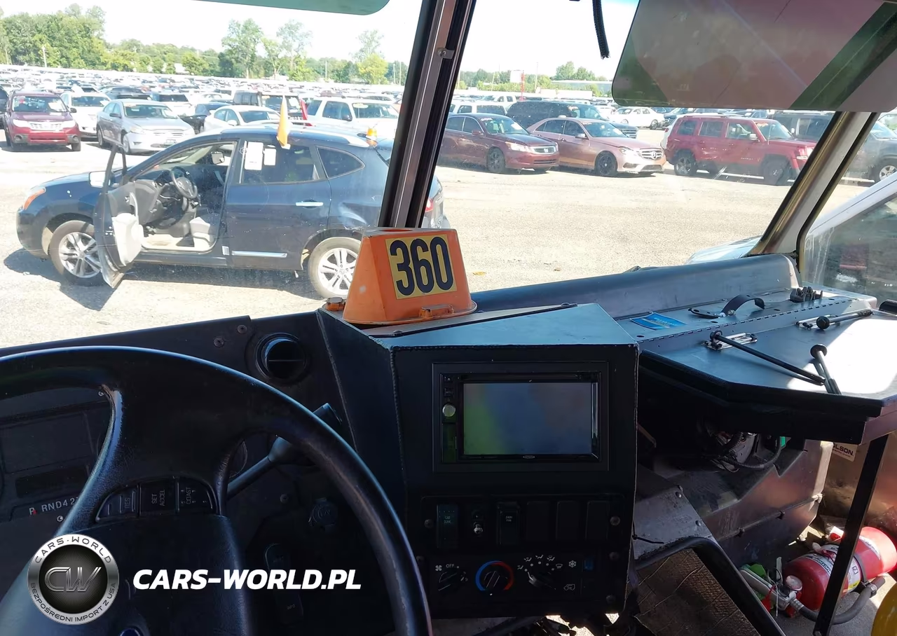 2019 Ford F-59 Commercial Stripped VIN:1F65F5KY5K0A19878 - 6