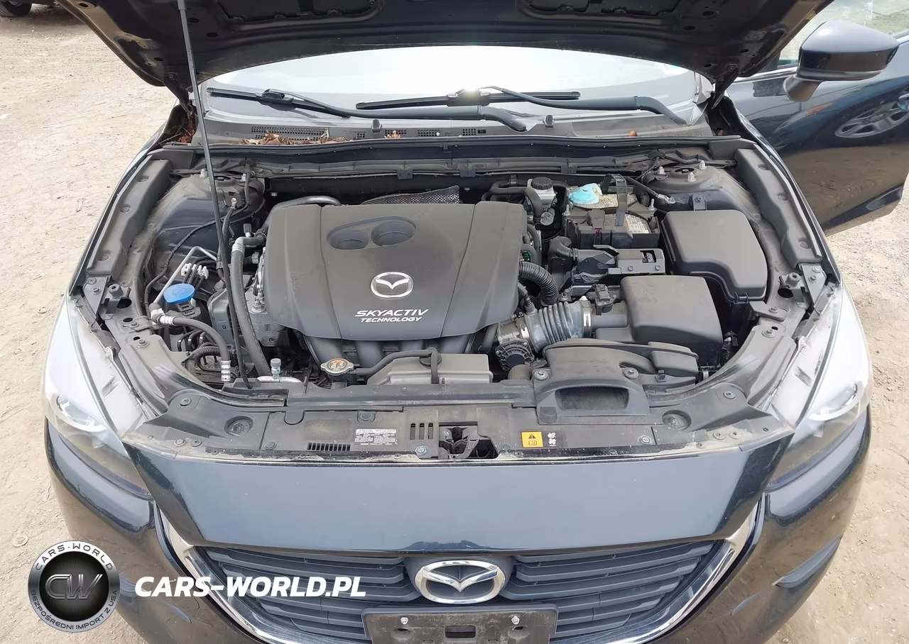 2018 Mazda Mazda3 Touring VIN:3MZBN1V34JM215945 - 10