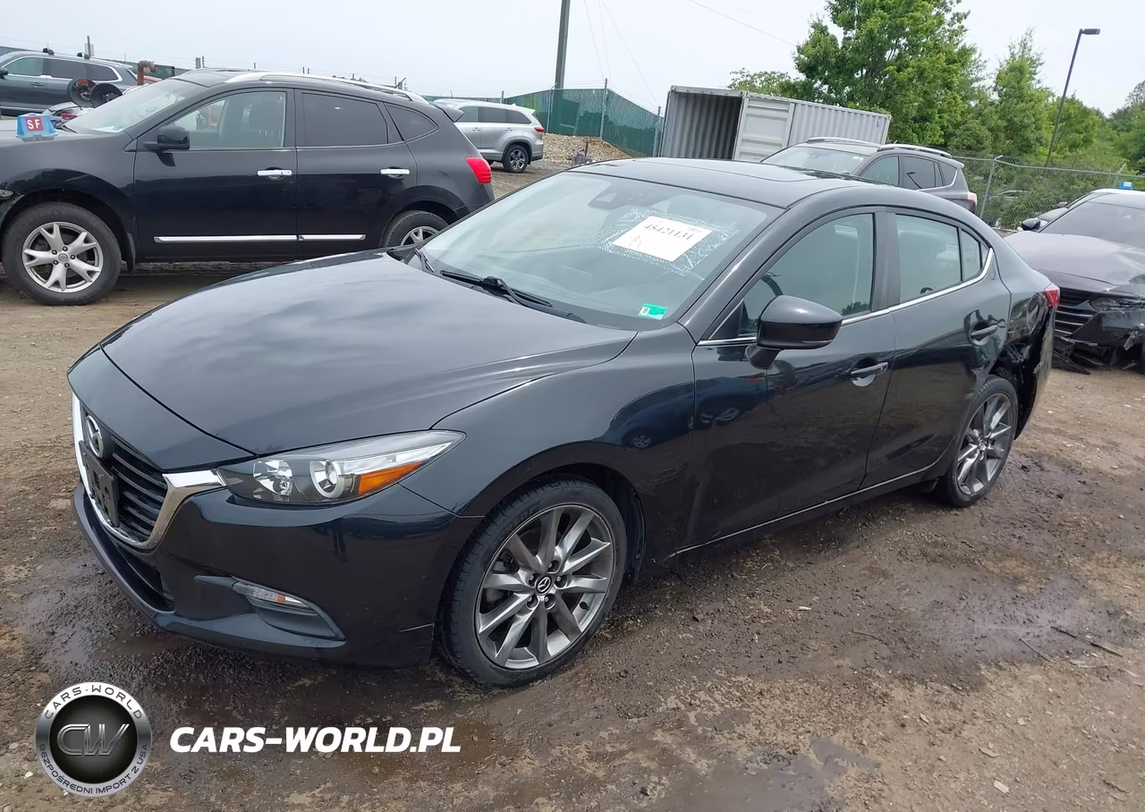 2018 Mazda Mazda3 Touring VIN:3MZBN1V34JM215945 - 2