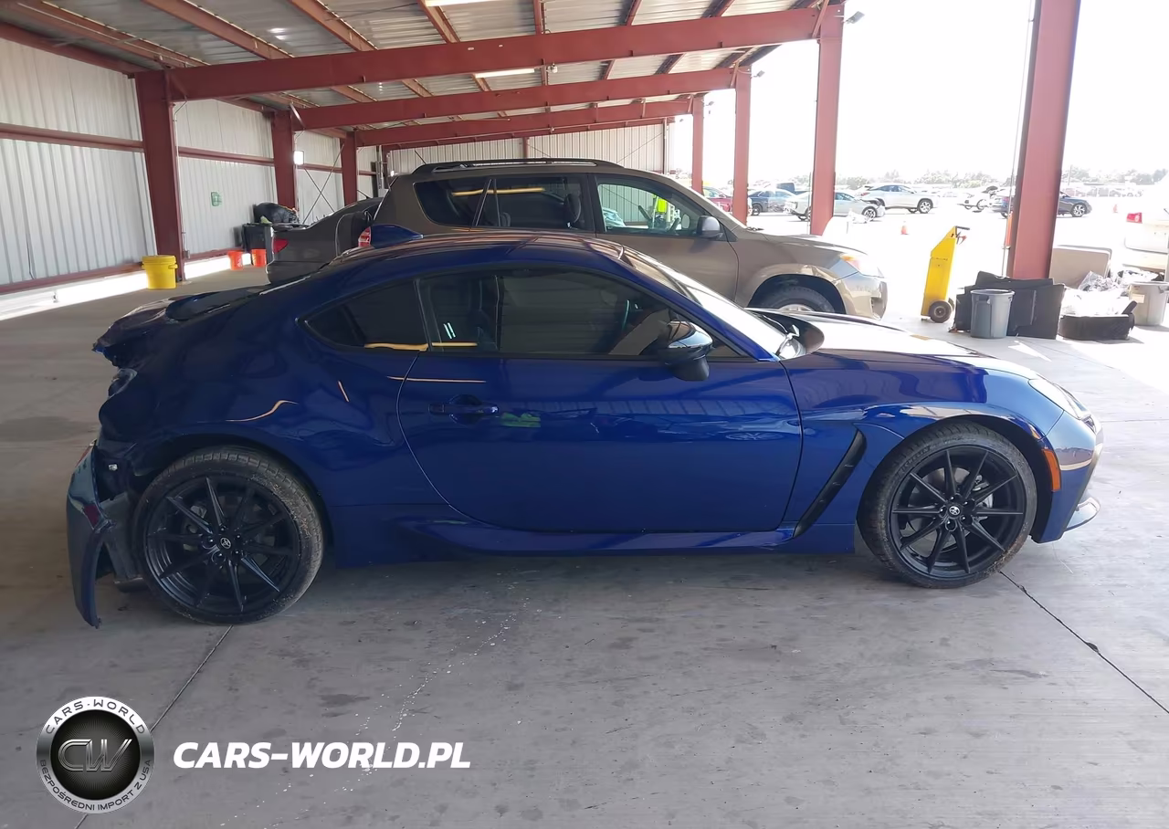 2025 Toyota Gr86 Premium VIN:JF1ZNBE17S9756001 - 13