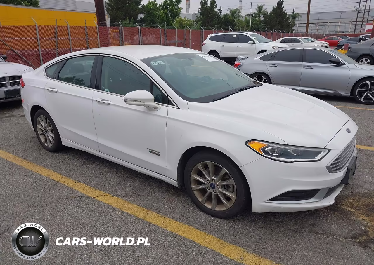2018 Ford Fusion Energi Se Luxury – zdjęcie 1 z 16