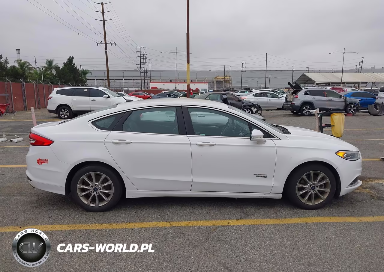 2018 Ford Fusion Energi Se Luxury VIN:3FA6P0PU6JR143329 - 13