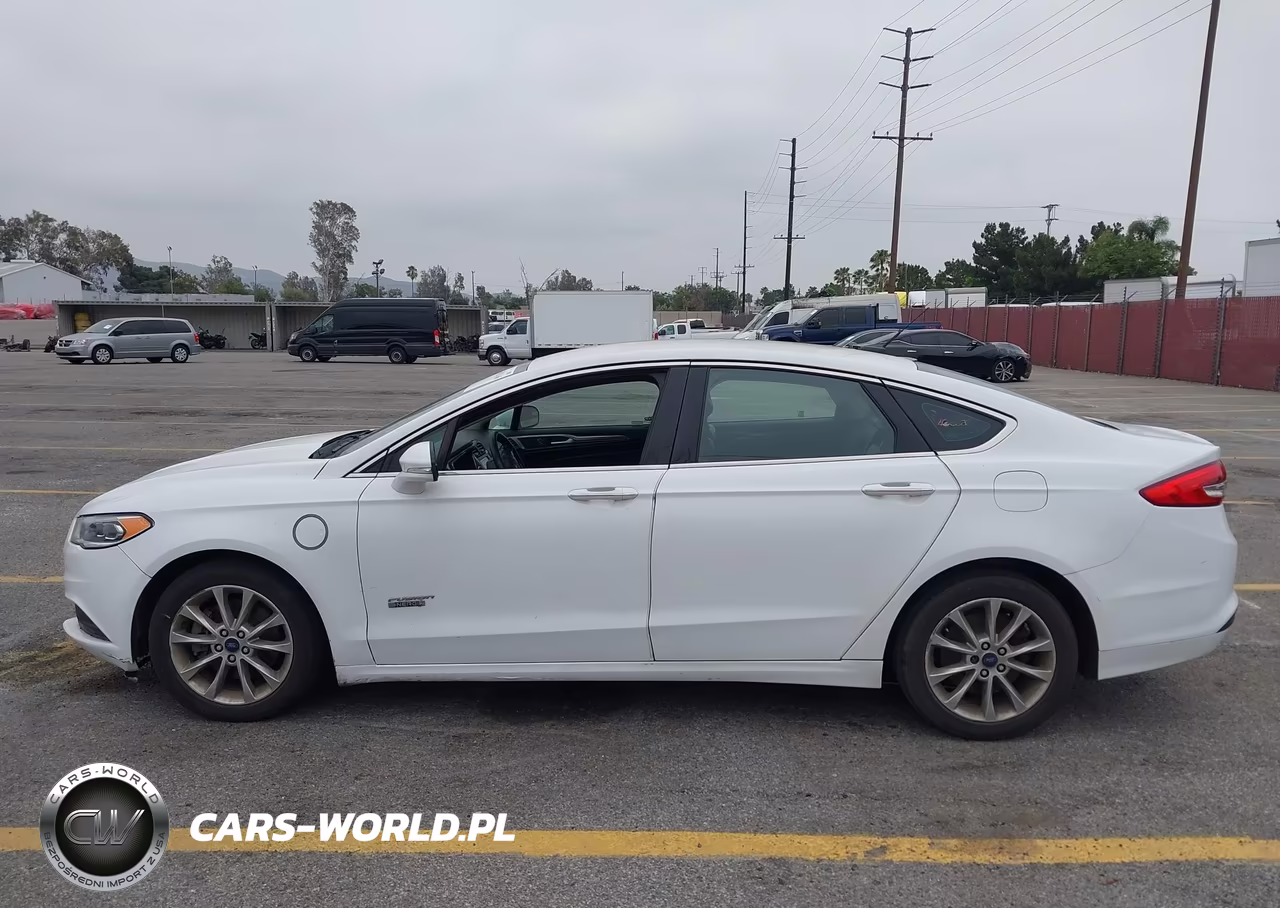 2018 Ford Fusion Energi Se Luxury VIN:3FA6P0PU6JR143329 - 14