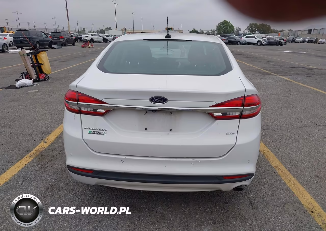 2018 Ford Fusion Energi Se Luxury VIN:3FA6P0PU6JR143329 - 16