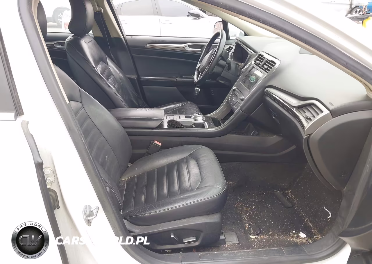 2018 Ford Fusion Energi Se Luxury VIN:3FA6P0PU6JR143329 - 5