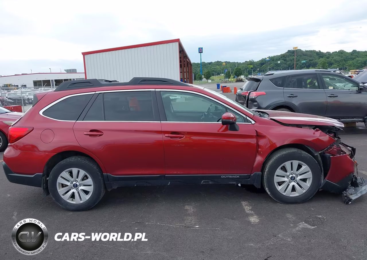 2019 Subaru Outback 2.5I Premium VIN:4S4BSAFC1K3261239 - 13