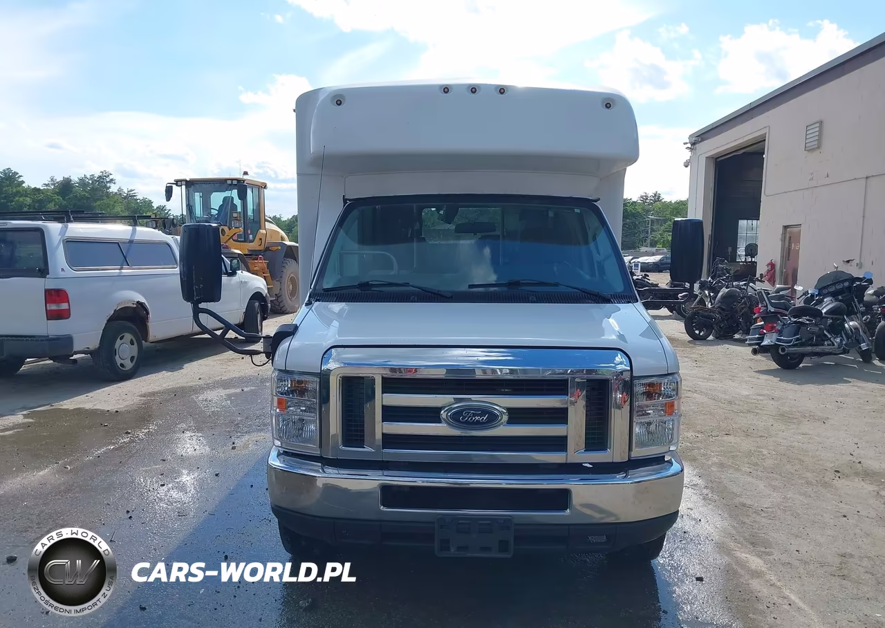 2019 Ford E-350 Cutaway VIN:1FDEE3FS6KDC43711 - 16