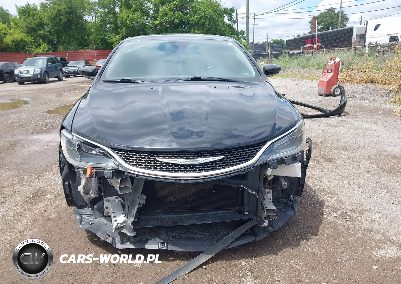 2015 Chrysler 200 C VIN:1C3CCCCG0FN520407 - 13