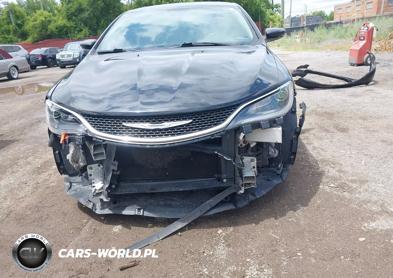 2015 Chrysler 200 C VIN:1C3CCCCG0FN520407 - 6