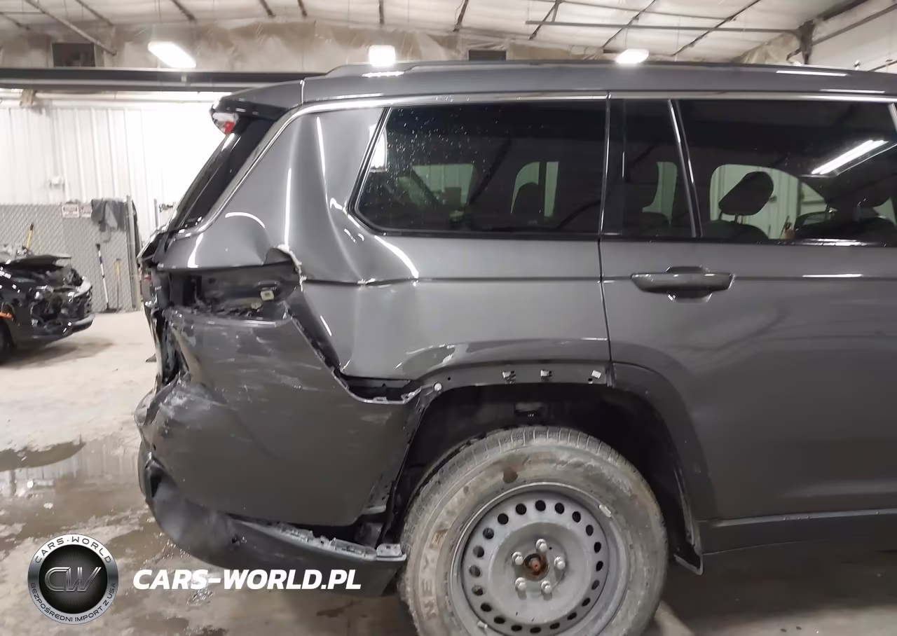 2021 Jeep Grand Cherokee L Limited 4X4 VIN:1C4RJKBG8M8142842 - 6